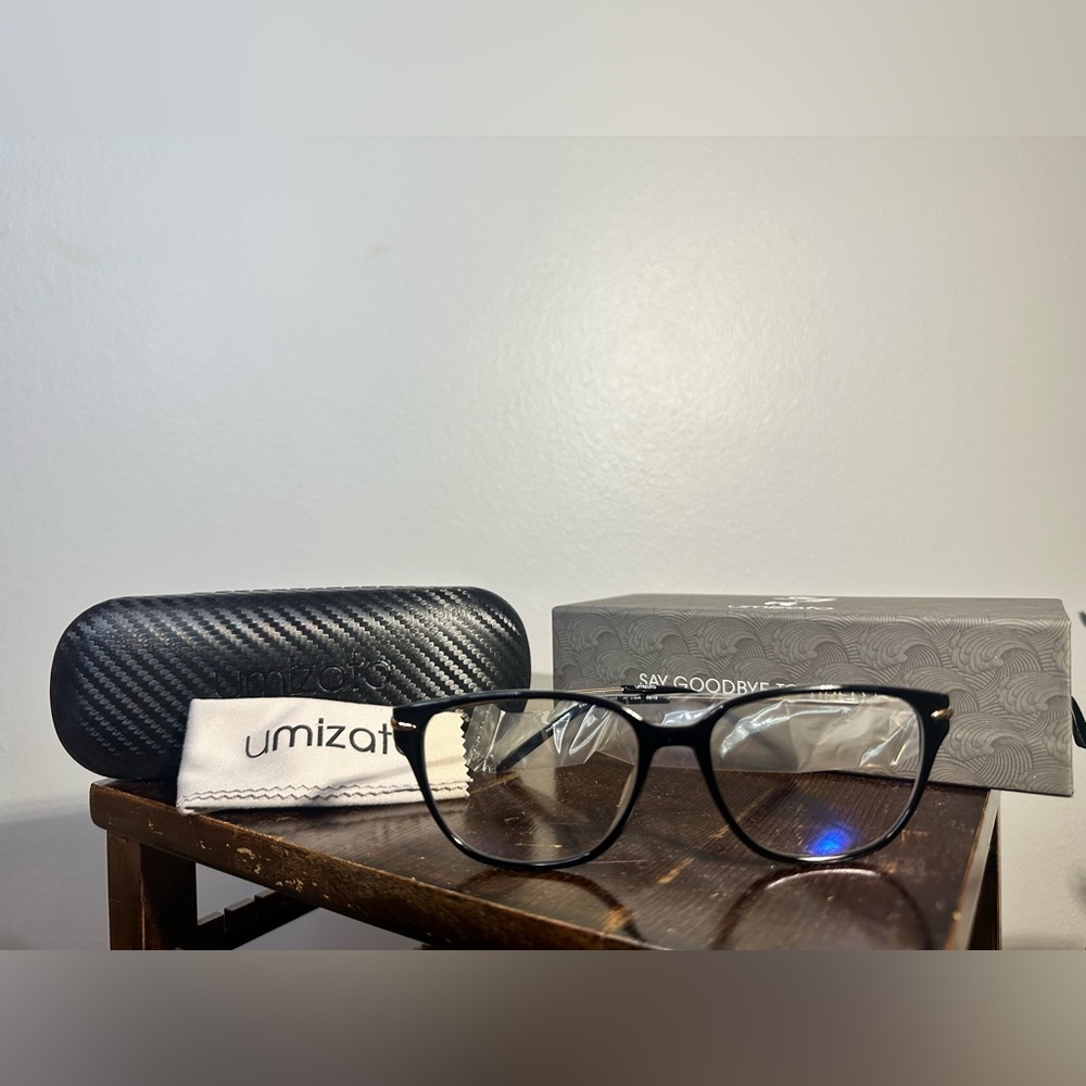 Umizato Black Blue Light Glasses